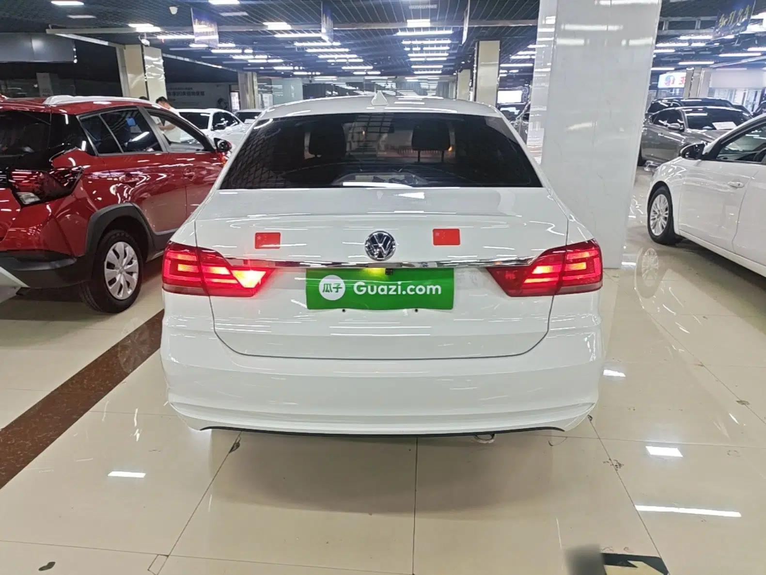 Volkswagen Santana 2016 1.6L Automatic Fashion Edition — миниатюра 5