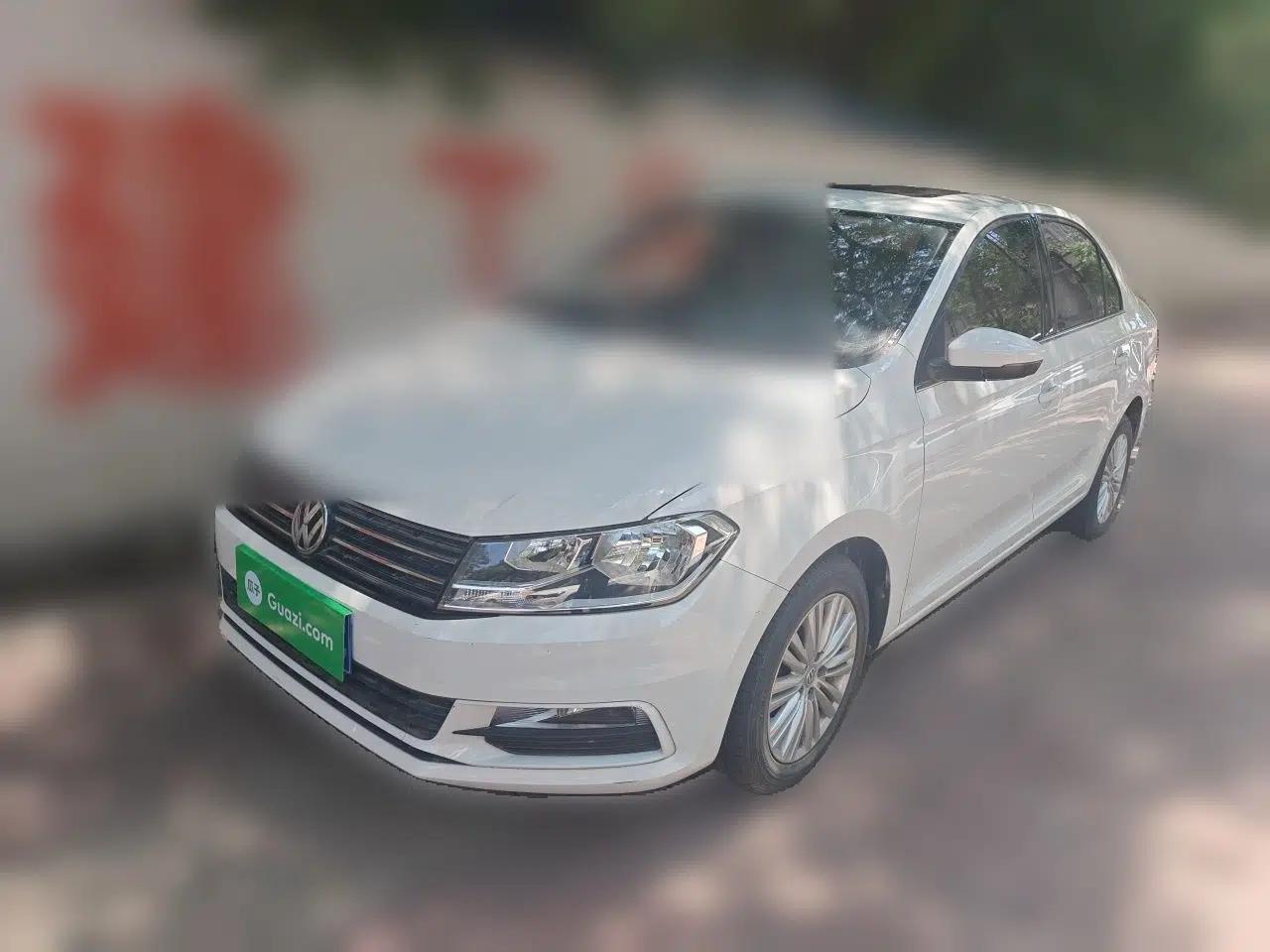 Volkswagen Santana 2019 1.5L Automatic Comfort Edition China VI Standard — миниатюра 1