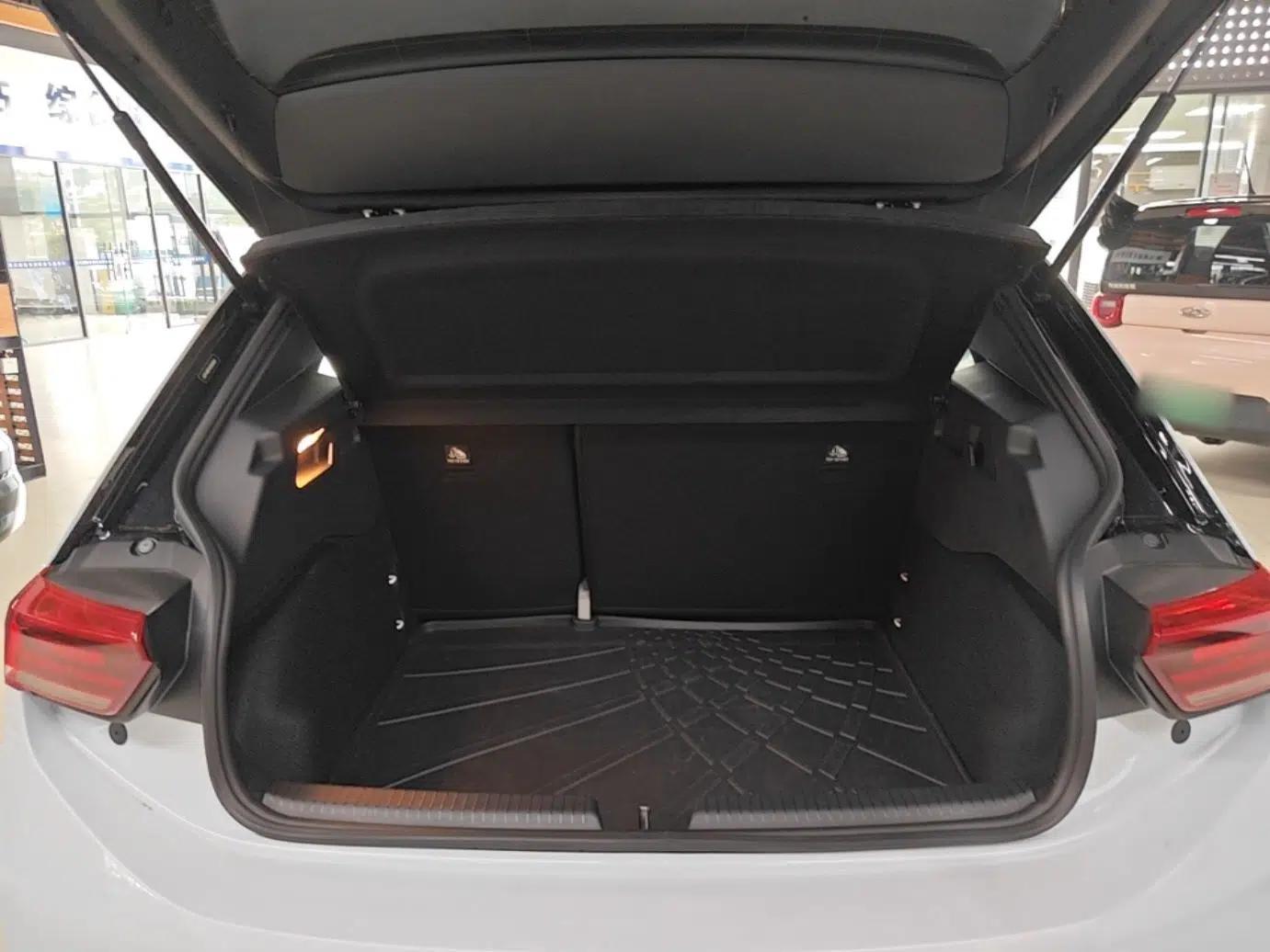 Volkswagen ID.3 2022 Pro Smart Edition — миниатюра 22
