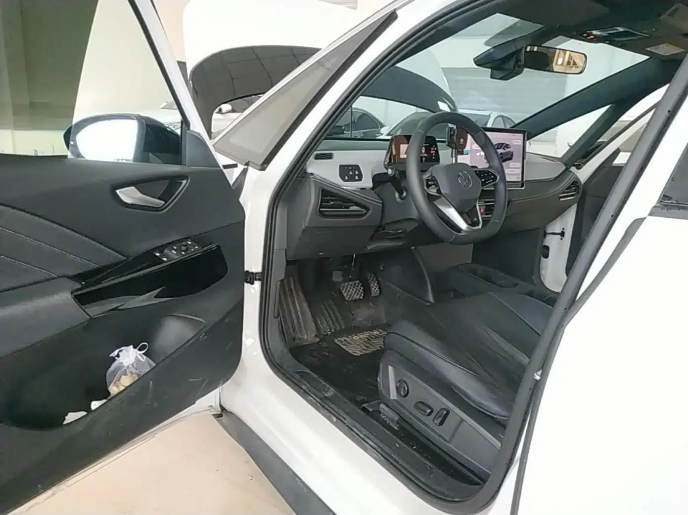 Volkswagen ID.3 2025 Smart Edition Outstanding Model — миниатюра 24