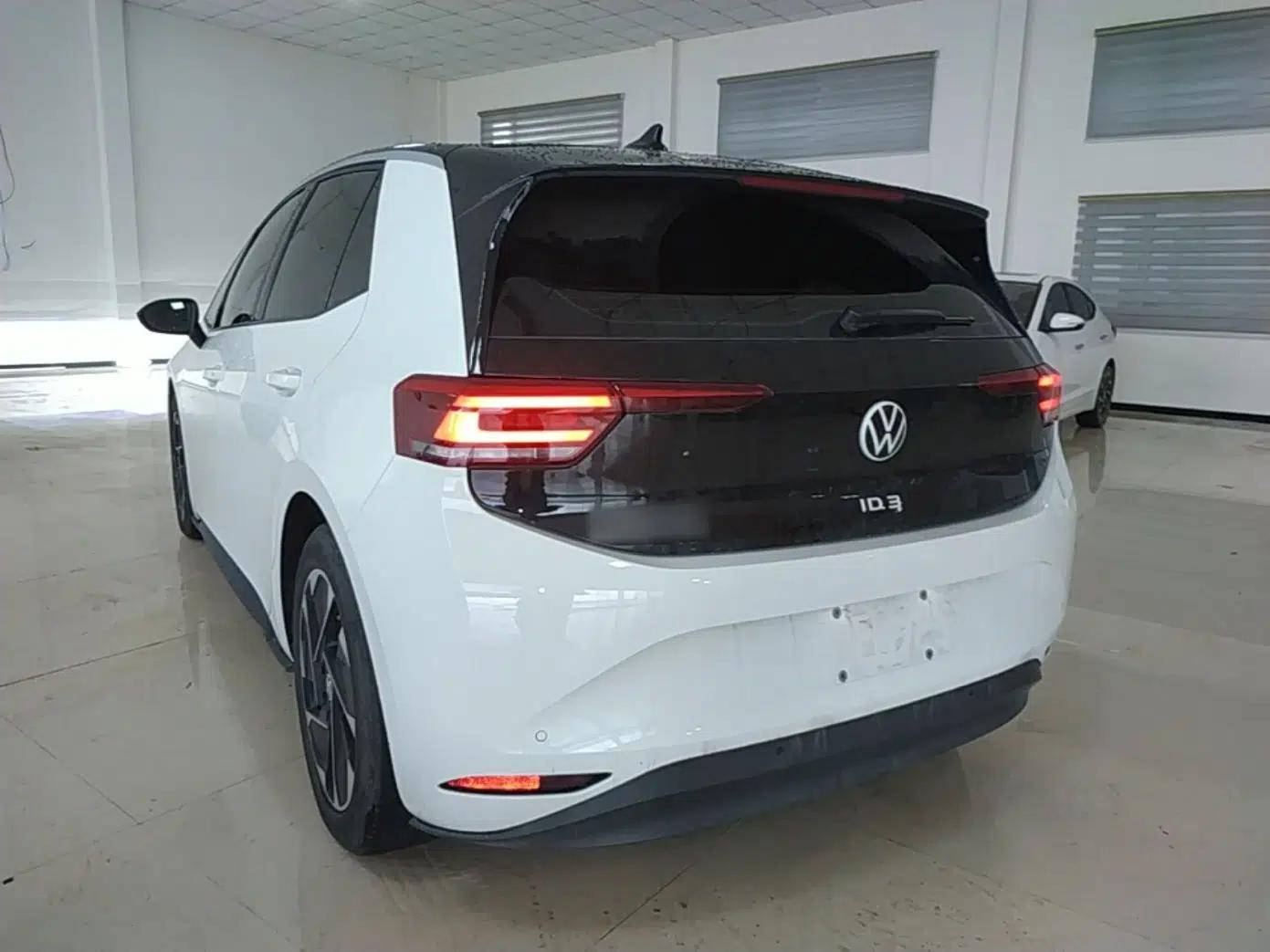 Volkswagen ID.3 2025 Smart Edition Outstanding Model — миниатюра 4