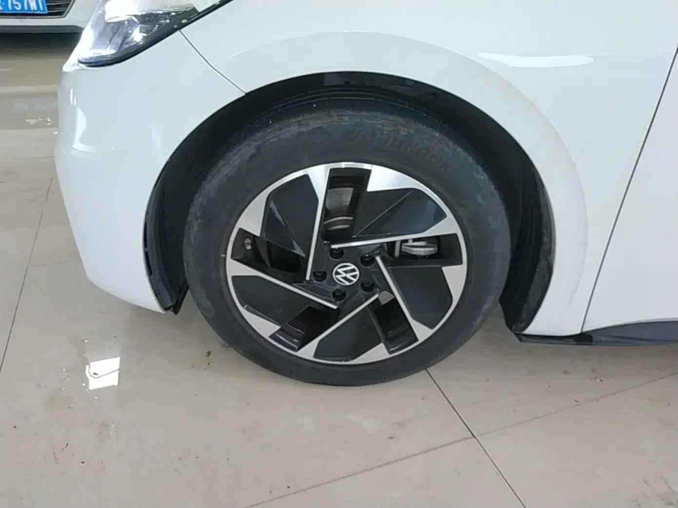 Volkswagen ID.3 2025 Smart Edition Outstanding Model — миниатюра 10