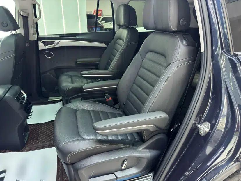 Volkswagen Talagon 2022 380TSI Four-Wheel Drive Luxury "Jiajing" Edition Pro 6 Seats — миниатюра 17
