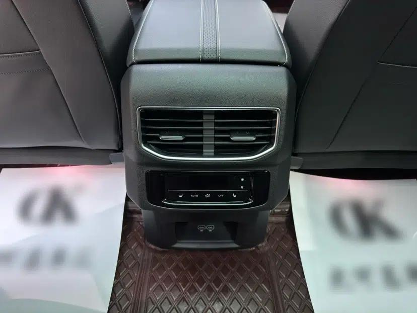 Volkswagen Talagon 2022 380TSI Four-Wheel Drive Luxury "Jiajing" Edition Pro 6 Seats — миниатюра 4