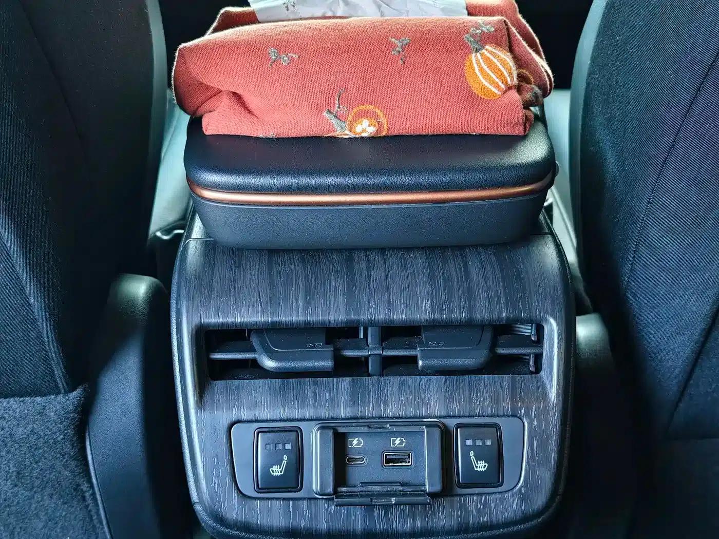 ARIYA 2022 Two-Wheel Drive Long Range Top-of-the-Line Edition — миниатюра 9
