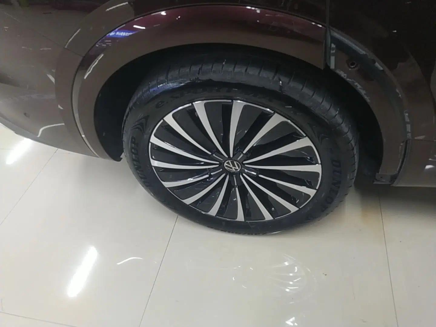 Volkswagen Viloran 2023 380TSI Prestige Edition — миниатюра 11