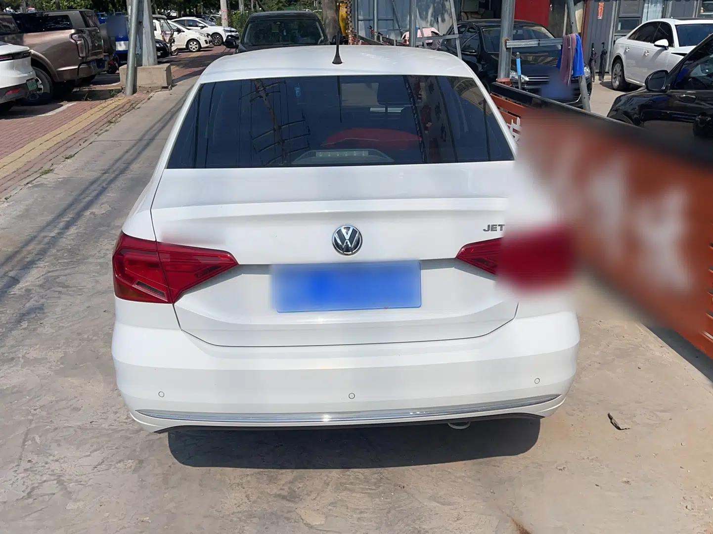 Volkswagen Jetta 2017 1.4L Manual Comfort Model — миниатюра 6