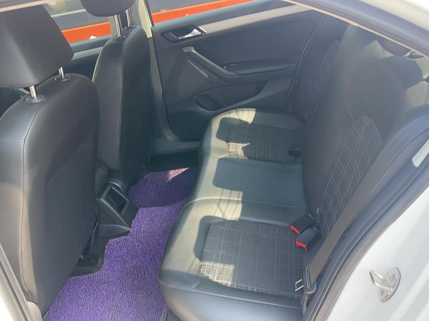 Volkswagen Jetta 2017 1.4L Manual Comfort Model — миниатюра 9