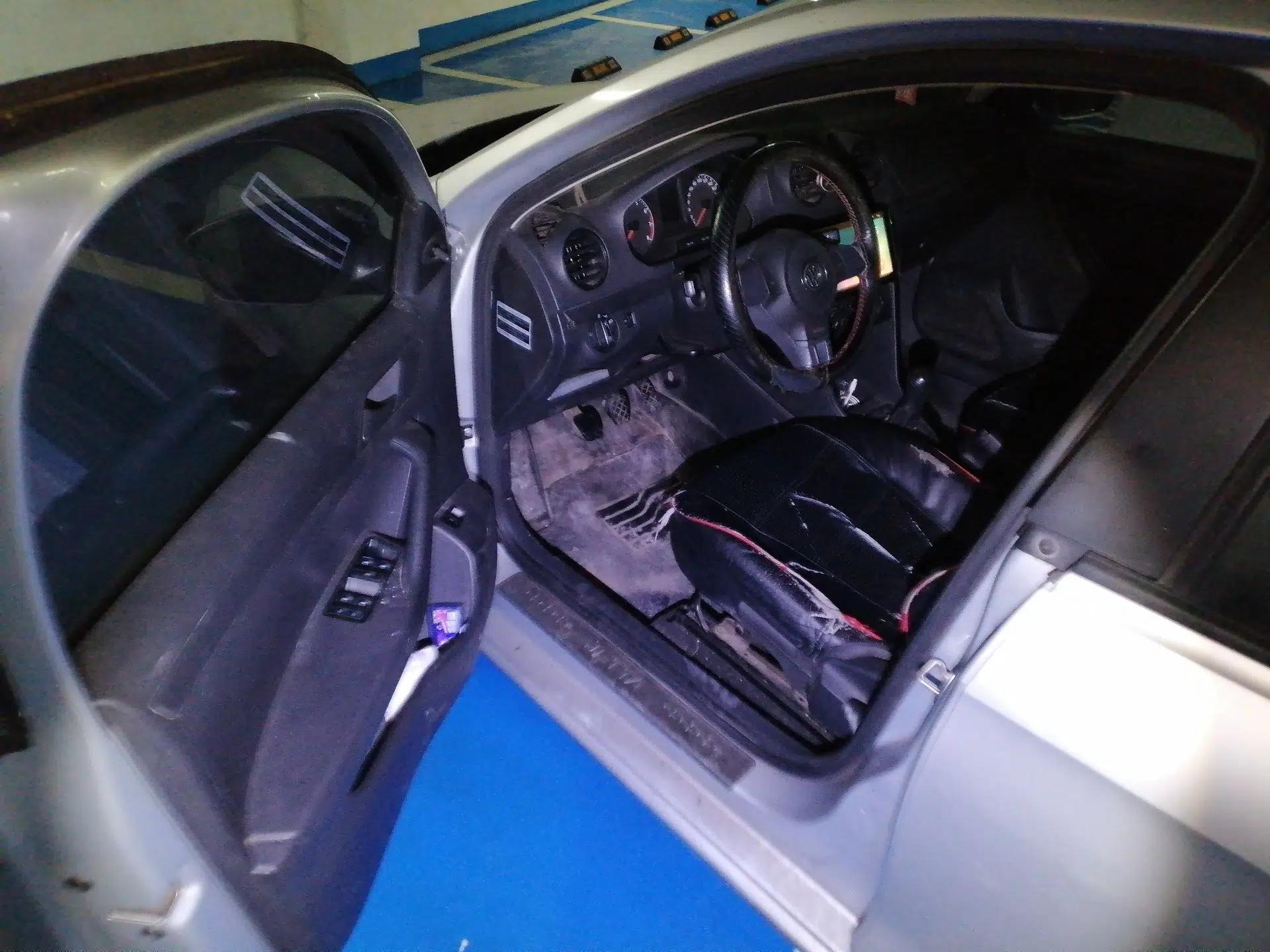 Volkswagen Jetta 2015 1.6L Manual Fashion Edition — миниатюра 16