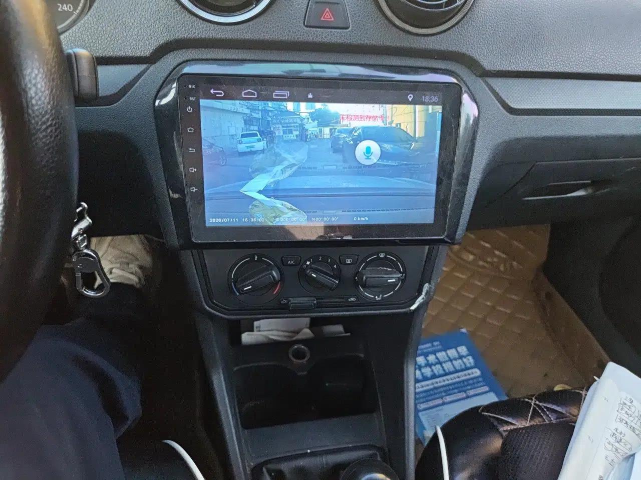 Volkswagen Jetta 2017 1.5L Manual Fashion Edition — миниатюра 13