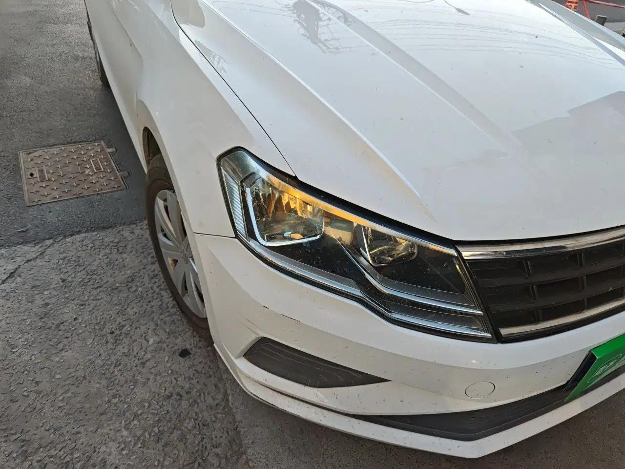 Volkswagen Jetta 2017 1.5L Manual Fashion Edition — миниатюра 7
