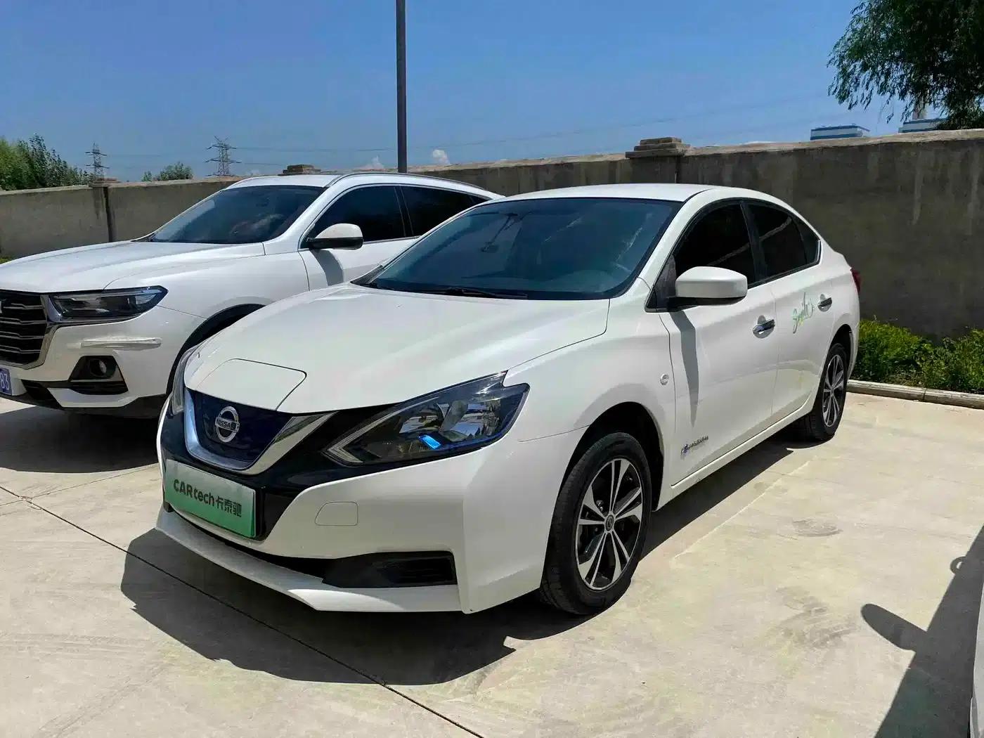 Nissan Sylphy EV 2018 Smart Edition — миниатюра 1