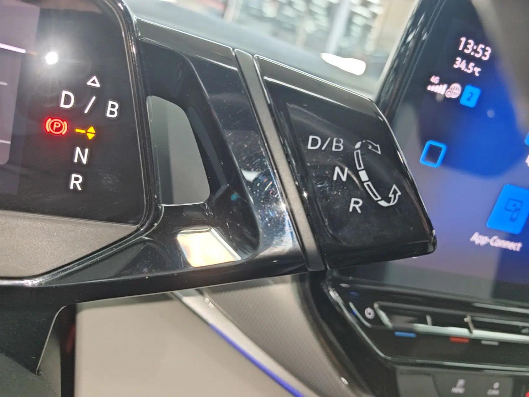 Volkswagen ID.4 CROZZ 2021 Long-Range PRO Two-Wheel Drive Version — миниатюра 16