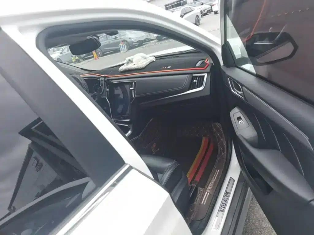 Roewe RX5 2020 20T Automatic 4G Connected Super Flagship Edition — миниатюра 11