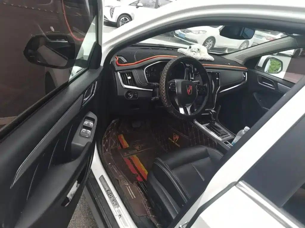Roewe RX5 2020 20T Automatic 4G Connected Super Flagship Edition — миниатюра 23