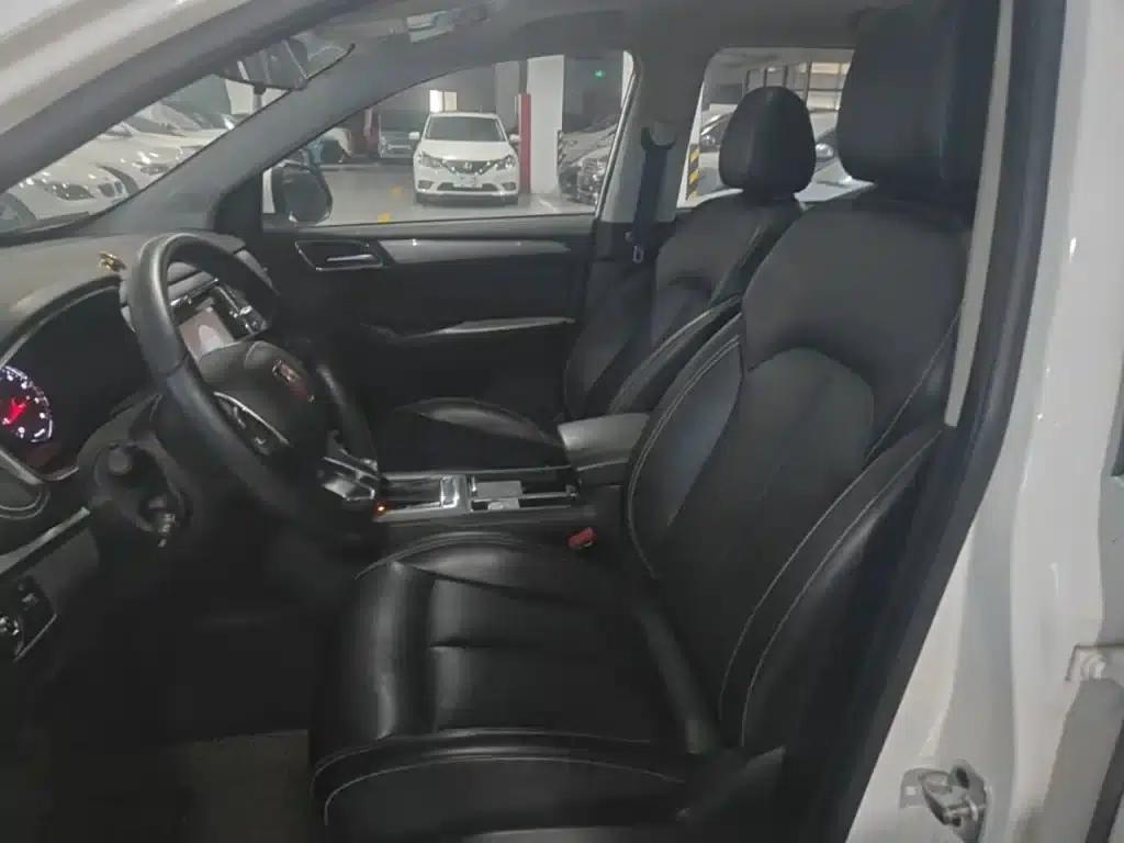 Roewe RX5 2016 20T Two-Wheel Drive Automatic Flagship Edition — миниатюра 15