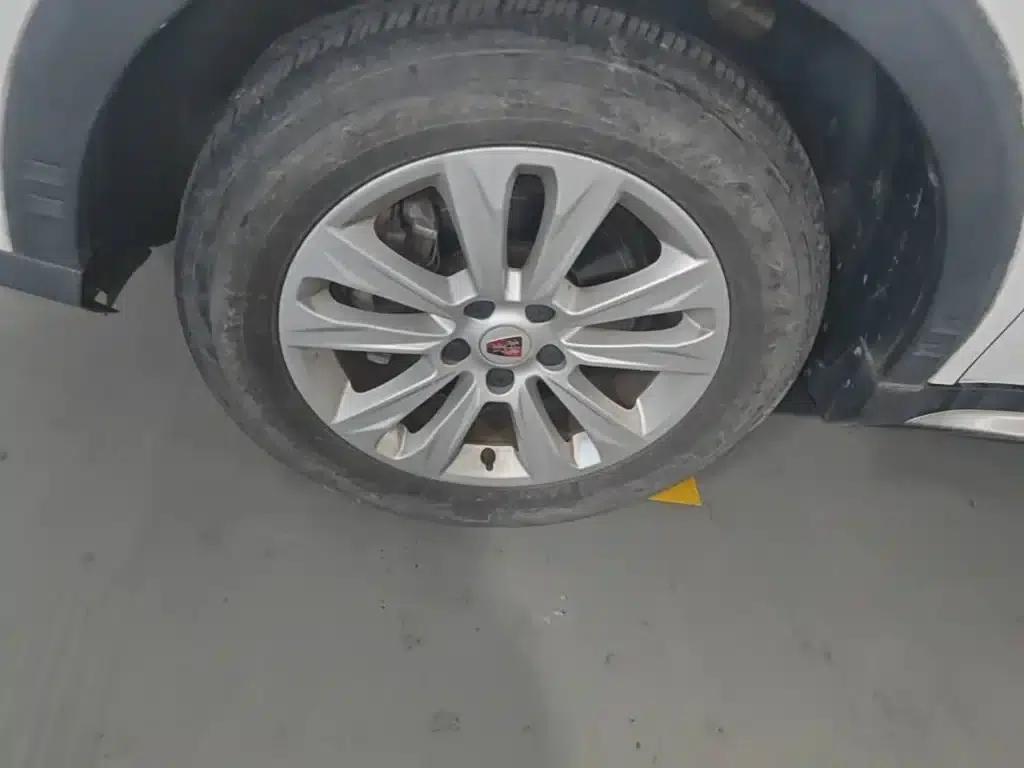 Roewe RX5 2016 20T Two-Wheel Drive Automatic Flagship Edition — миниатюра 23