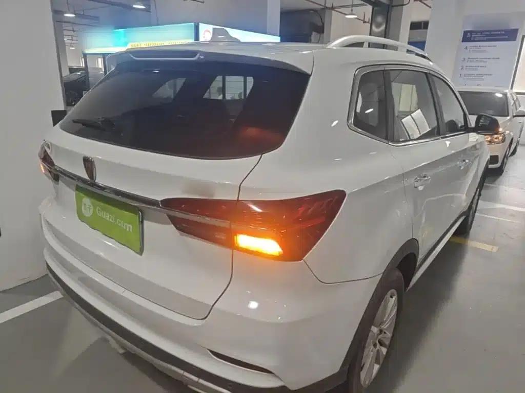 Roewe RX5 2016 20T Two-Wheel Drive Automatic Flagship Edition — миниатюра 7