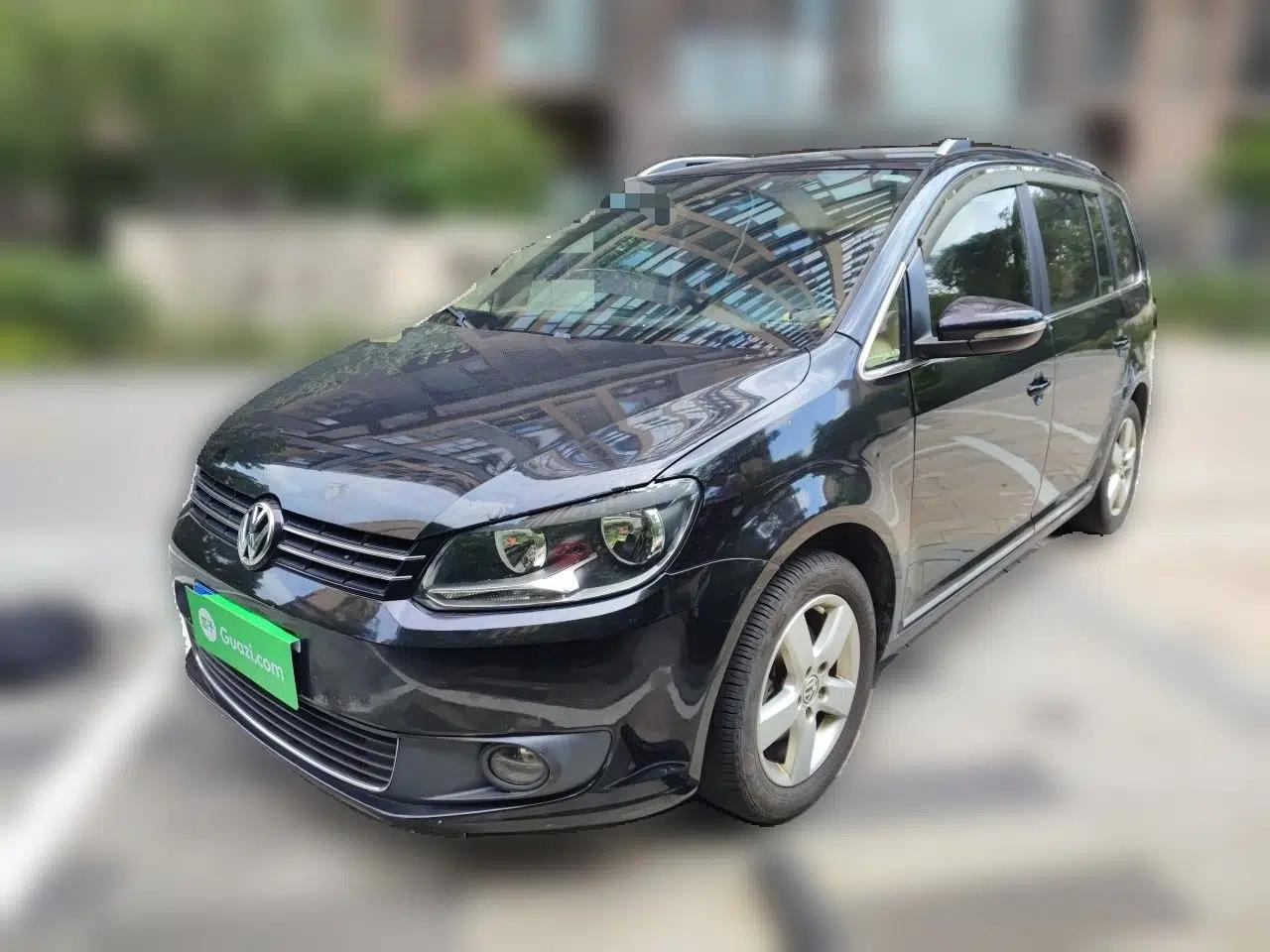 Volkswagen Touran 2011 1.4T DSG Zhiya Edition 5 Seats — миниатюра 1