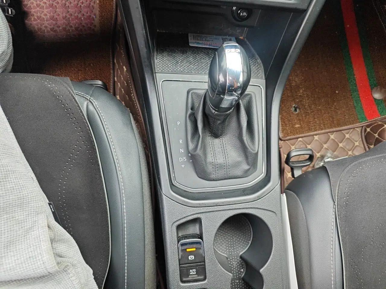 Volkswagen Touran 2021 Volkswagen Touran L 280TSI DSG Style Edition 7 Seats — миниатюра 14