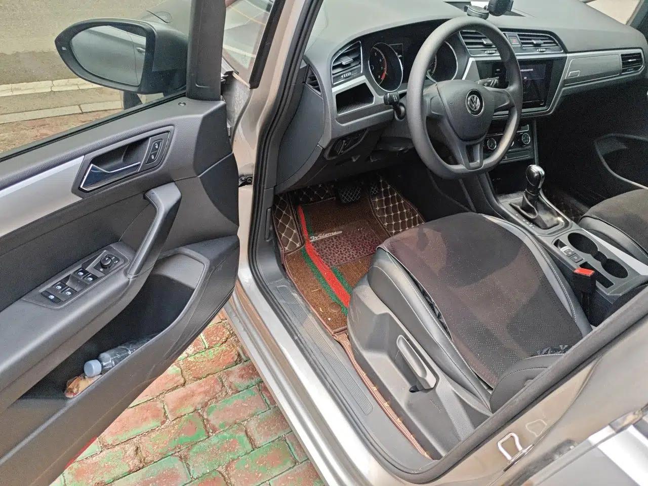 Volkswagen Touran 2021 Volkswagen Touran L 280TSI DSG Style Edition 7 Seats — миниатюра 16