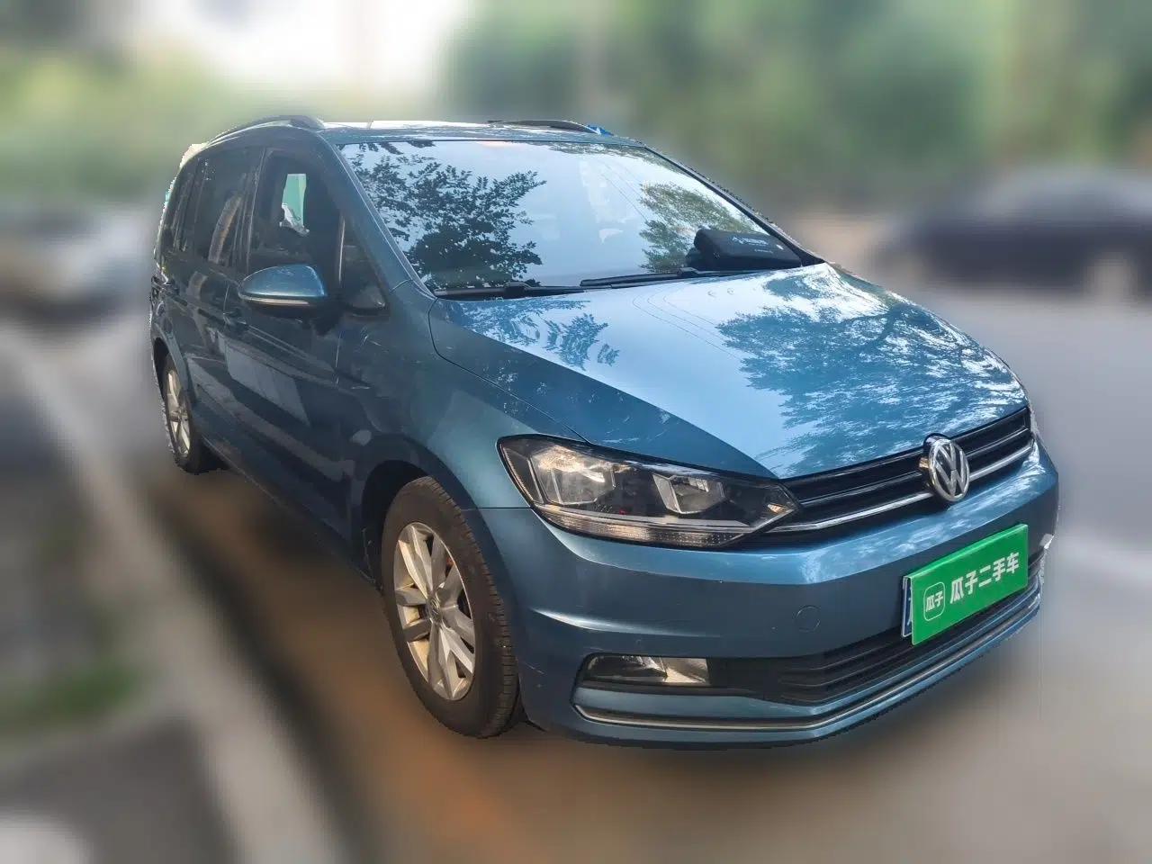 Volkswagen Touran 2018 Volkswagen Touran L 280TSI DSG Comfort Edition 7 Seats China V Emission Standard — миниатюра 3
