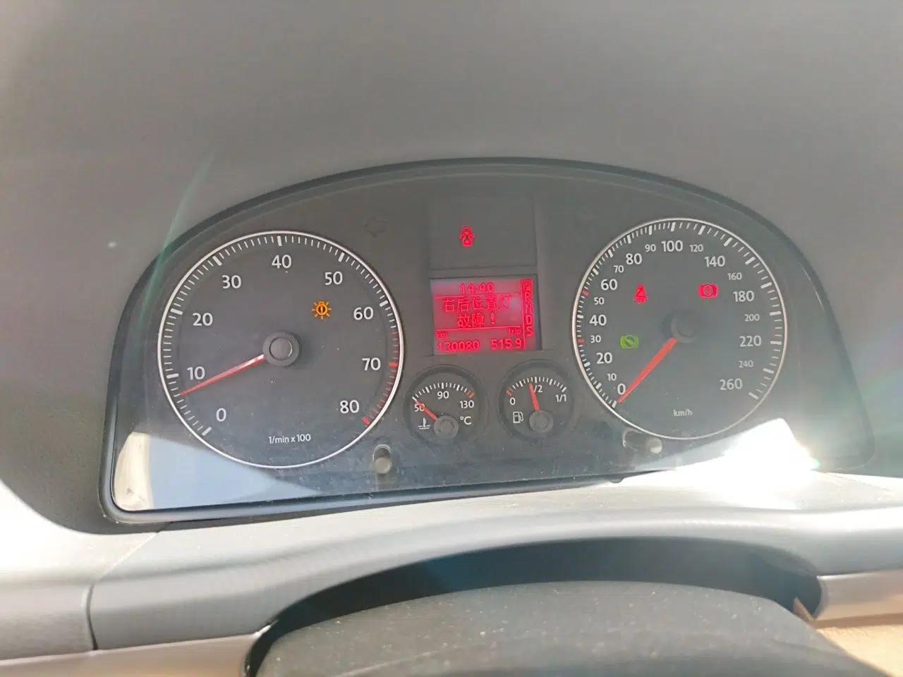 Volkswagen Touran 2008 2.0L Zhiya Edition Automatic 5 Seats — миниатюра 11