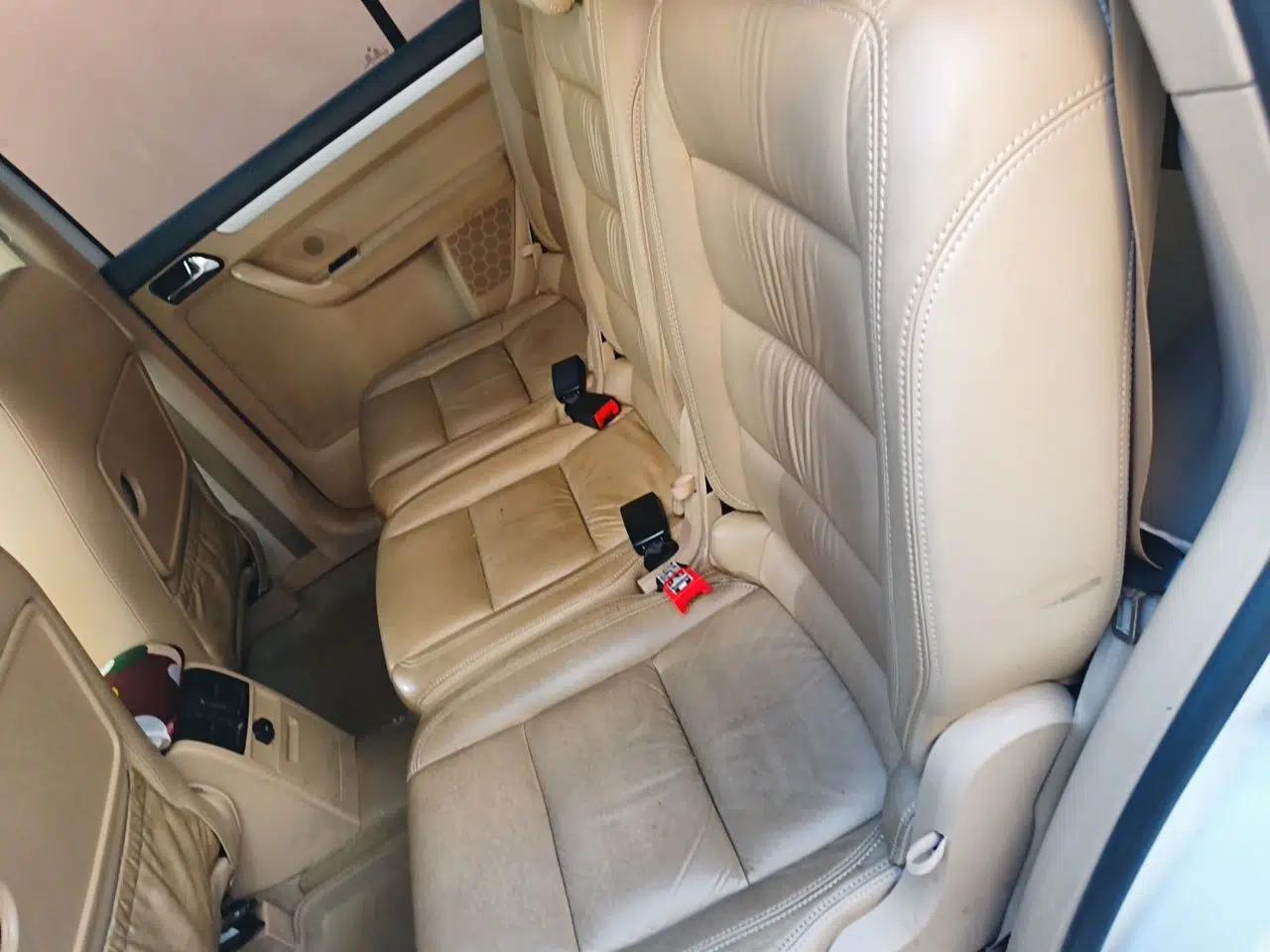 Volkswagen Touran 2008 2.0L Zhiya Edition Automatic 5 Seats — миниатюра 17