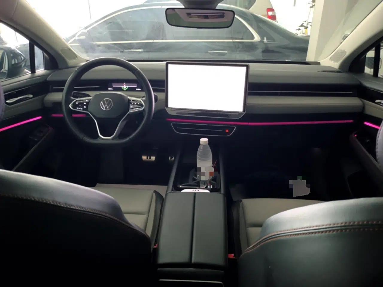 Volkswagen ID.7 VIZZION 2024 AIR model — миниатюра 12