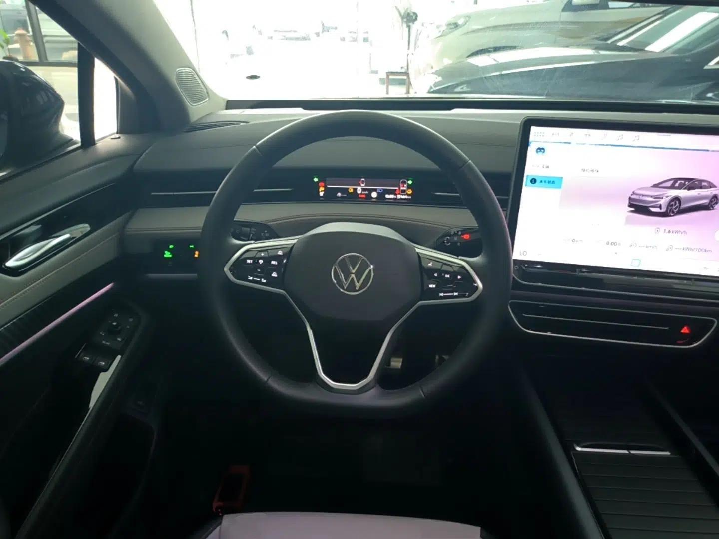 Volkswagen ID.7 VIZZION 2024 AIR model — миниатюра 13