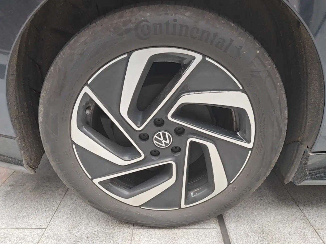 Volkswagen ID.7 VIZZION 2024 First Edition — миниатюра 11