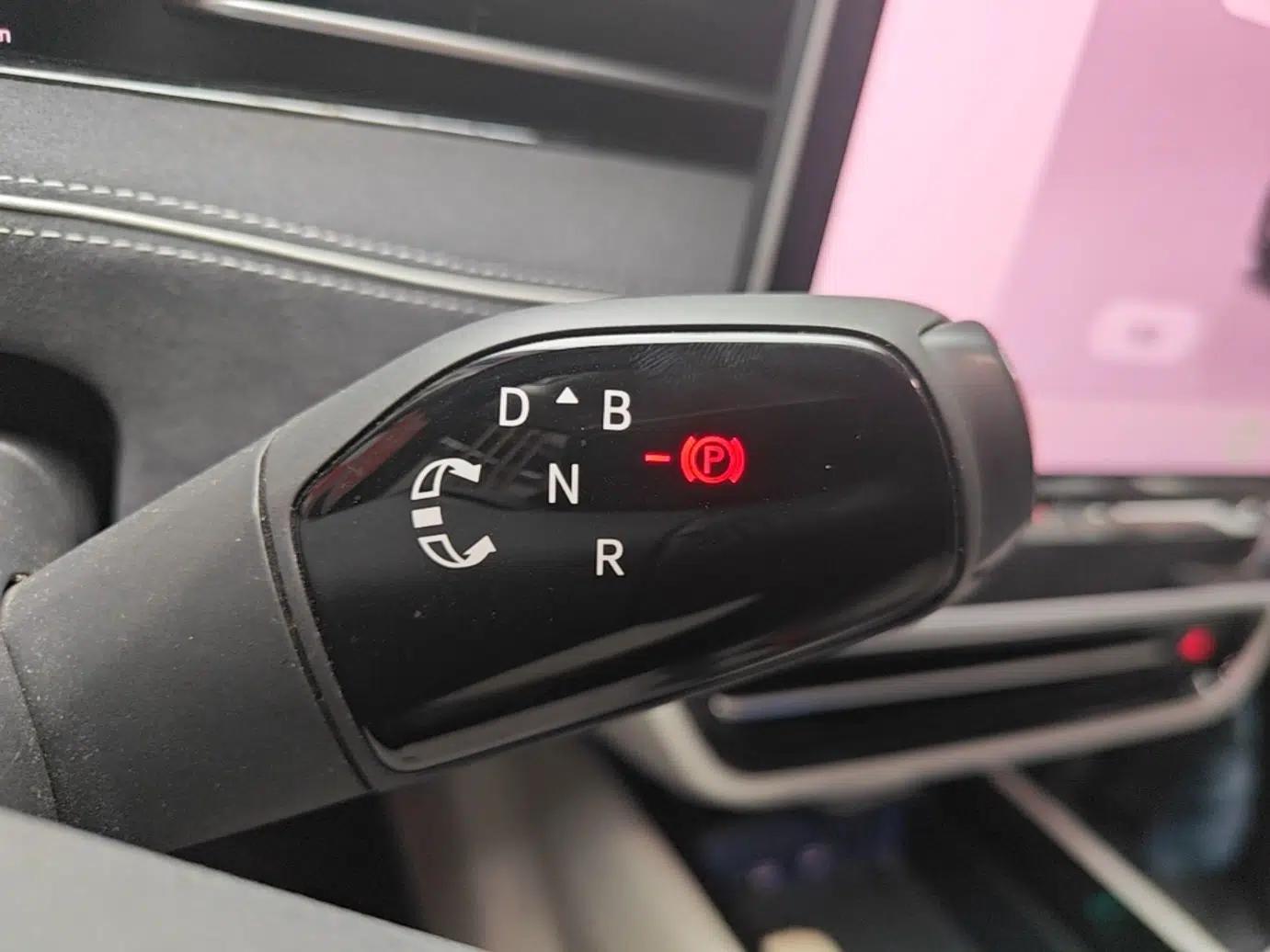 Volkswagen ID.7 VIZZION 2024 First Edition — миниатюра 16