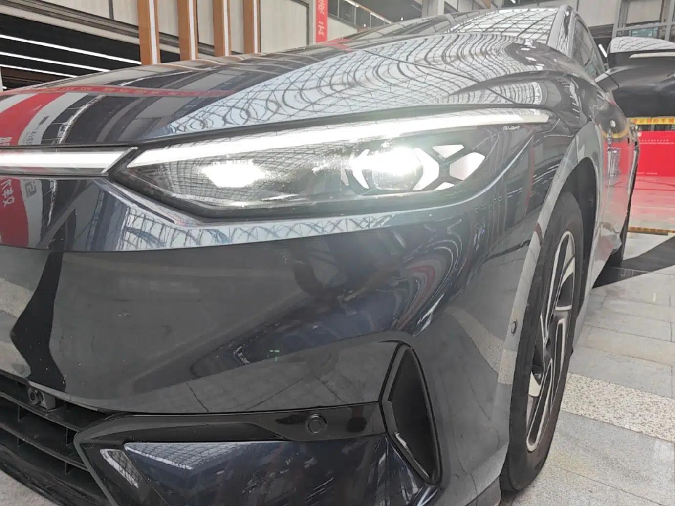 Volkswagen ID.7 VIZZION 2024 First Edition — миниатюра 8