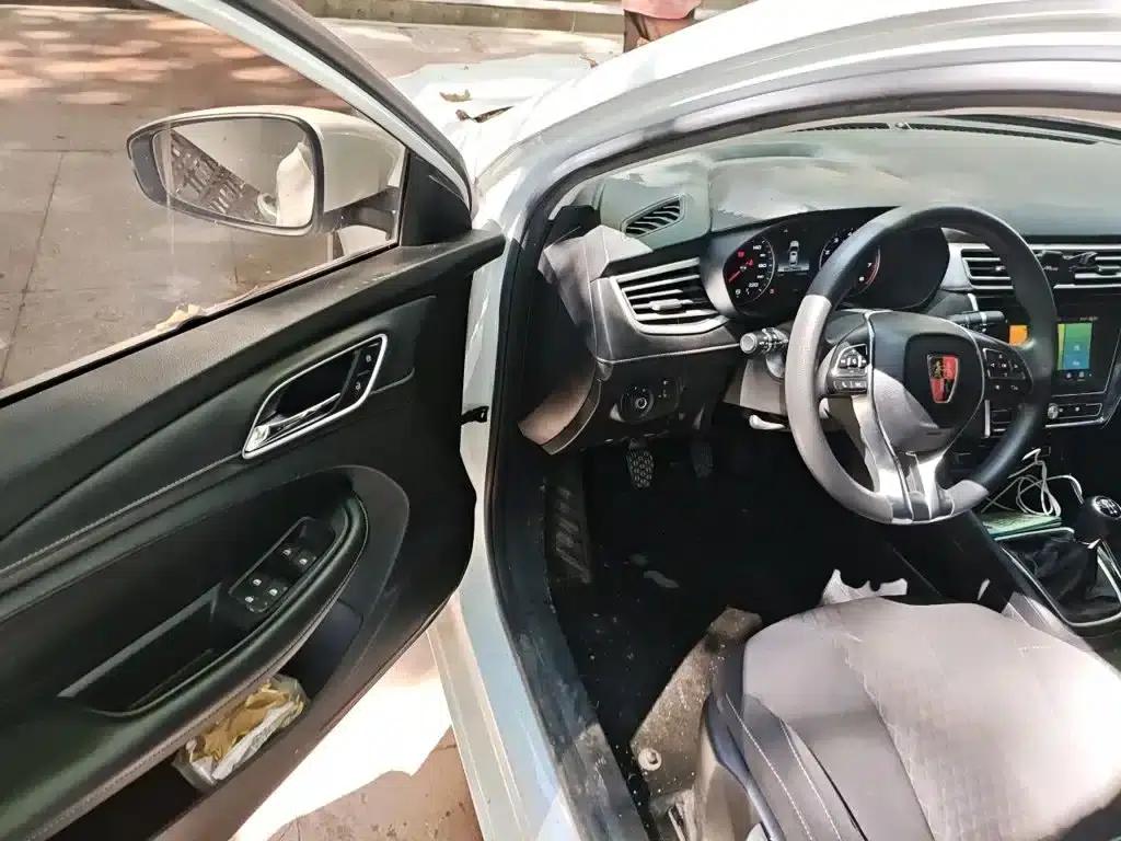Roewe i5 2020 1.5L Manual 4G Connected Leading Edition — миниатюра 12