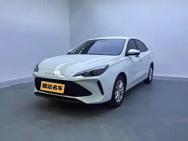 Roewe i5 2026 1.5L Manual Comfort Edition — миниатюра 1