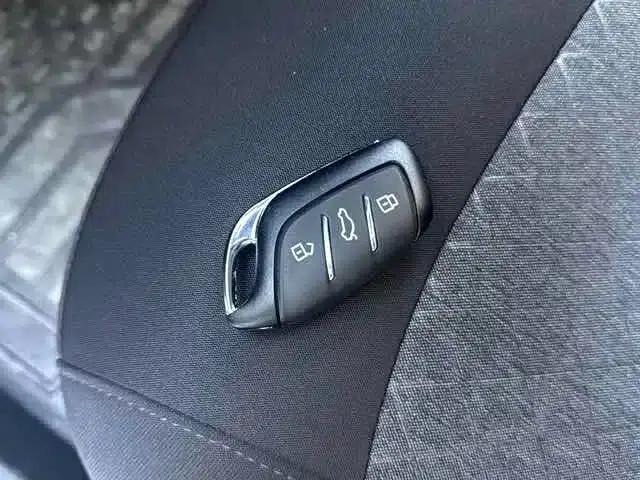 Roewe i5 2026 1.5L Manual Comfort Edition — миниатюра 18