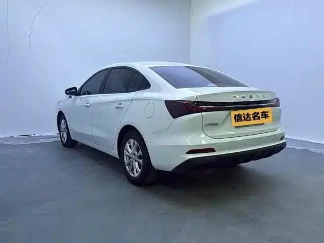 Roewe i5 2026 1.5L Manual Comfort Edition — миниатюра 5