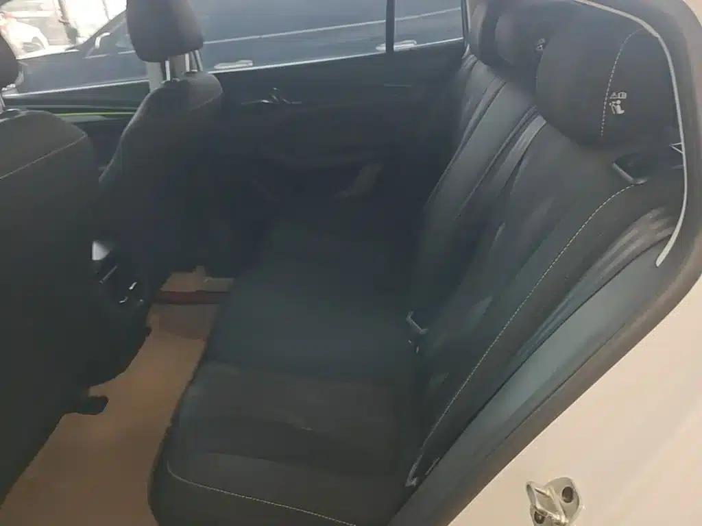 Roewe i5 2021 1.5L CVT Platinum Edition — миниатюра 17