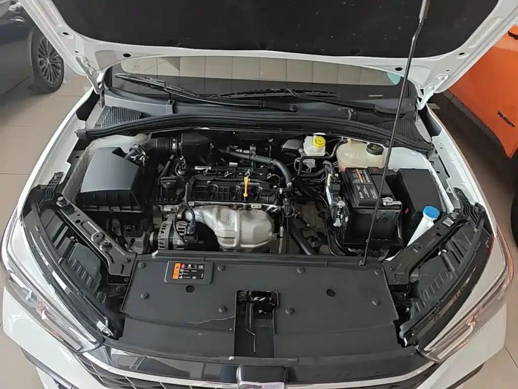 Roewe i5 2021 1.5L CVT Platinum Edition — миниатюра 20