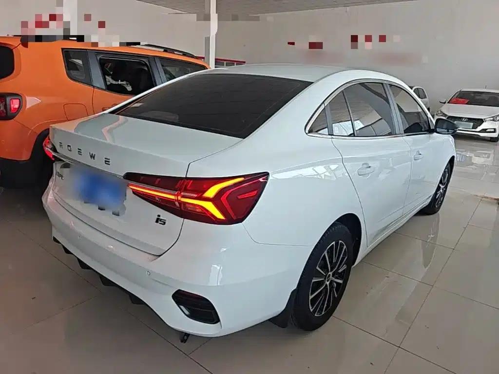 Roewe i5 2021 1.5L CVT Platinum Edition — миниатюра 7