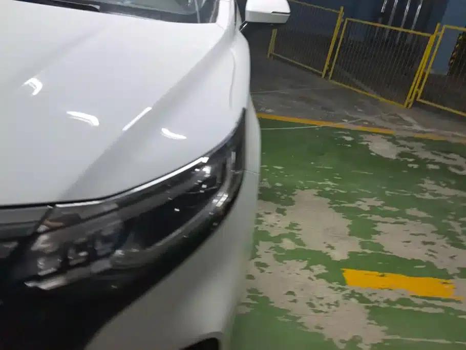 Roewe iMAX8 2022 400TGI Flagship Edition — миниатюра 5