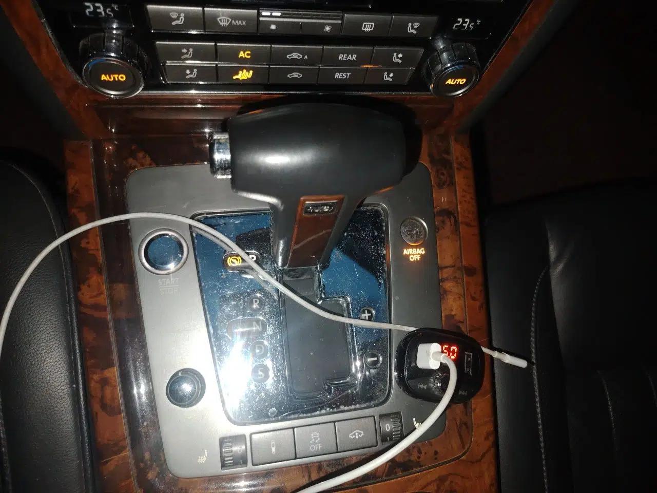 Volkswagen Phaeton 2012 3.0L Executive Version — миниатюра 14
