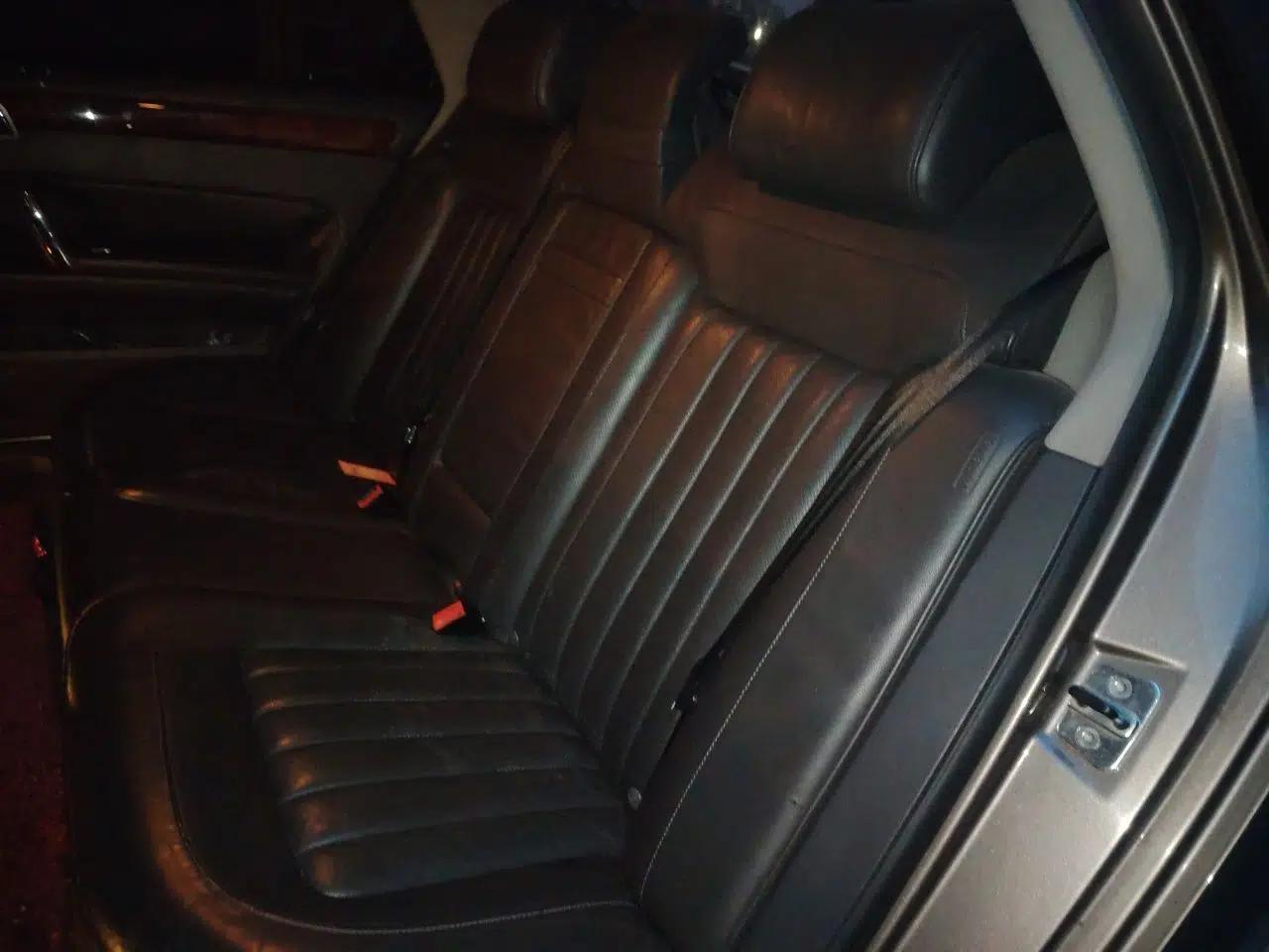 Volkswagen Phaeton 2012 3.0L Executive Version — миниатюра 17