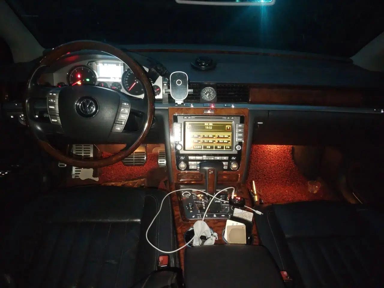 Volkswagen Phaeton 2012 3.0L Executive Version — миниатюра 9