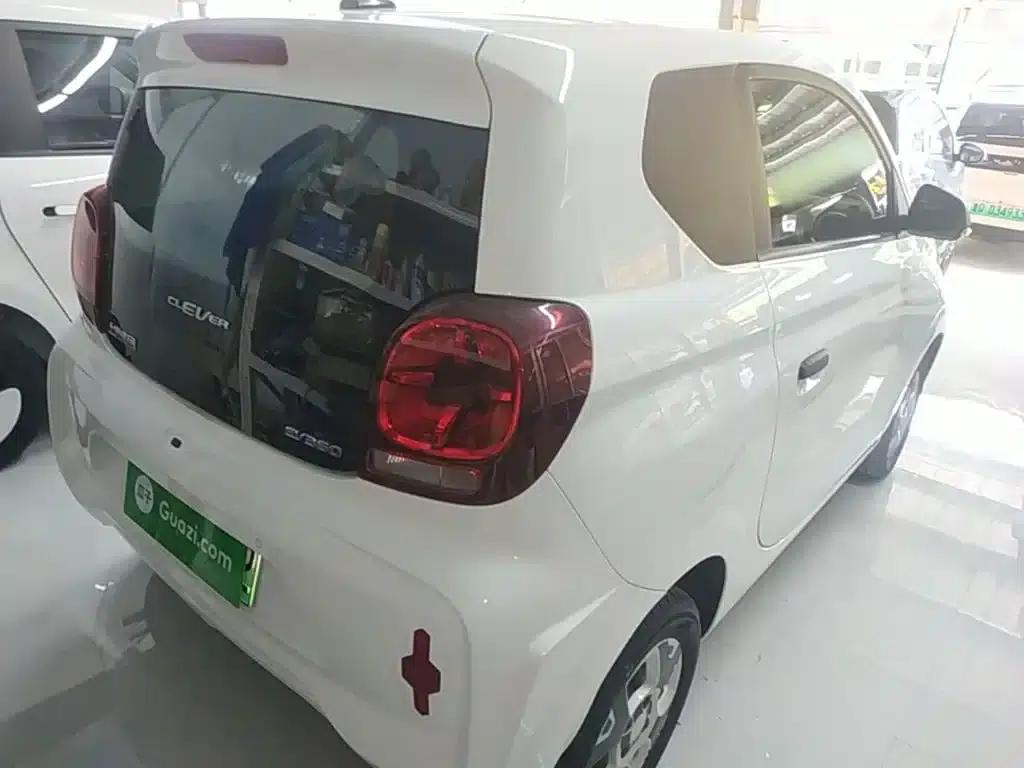 CLEVER 2021 Model 302km Premium Edition — миниатюра 7