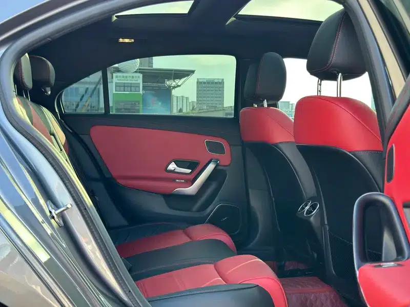 2023 Mercedes-Benz A-Class AMG A 35 L 4MATIC — миниатюра 19