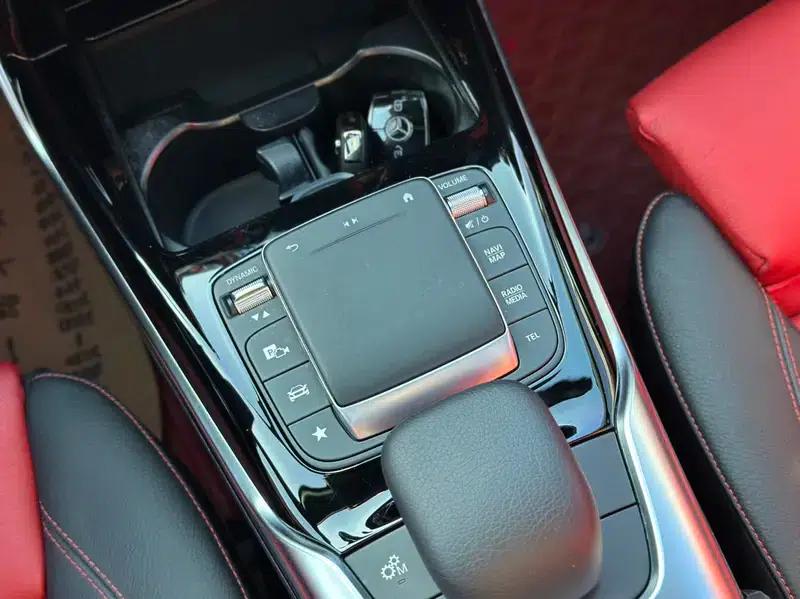2023 Mercedes-Benz A-Class AMG A 35 L 4MATIC — миниатюра 8