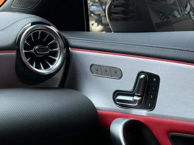 2022 Mercedes-Benz A-Class AMG (Imported) AMG A 35 4MATIC — миниатюра 14