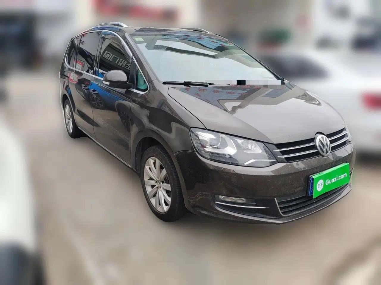 Volkswagen Sharan 2018 380TSI Luxury 7-Seater — миниатюра 3