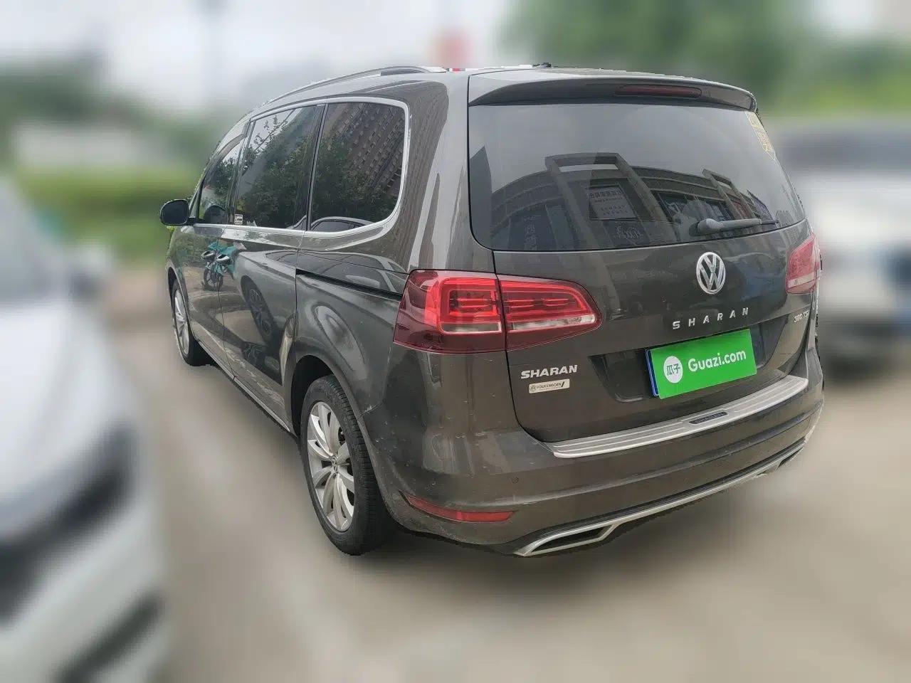Volkswagen Sharan 2018 380TSI Luxury 7-Seater — миниатюра 4
